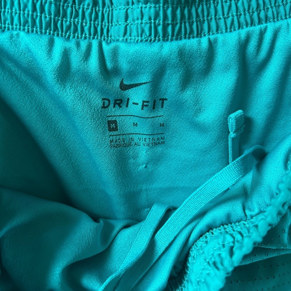 Nike Blue Athletic Shorts Elastic Waistband Lightweight - Picture 3 of 3